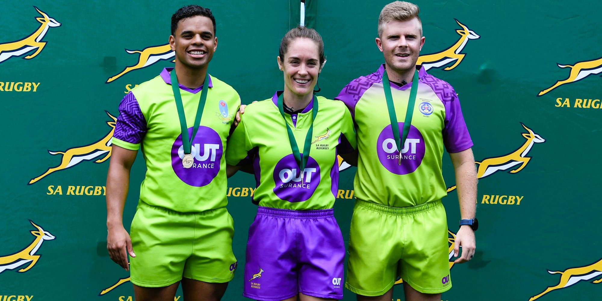 Giana Viljoen (middle).