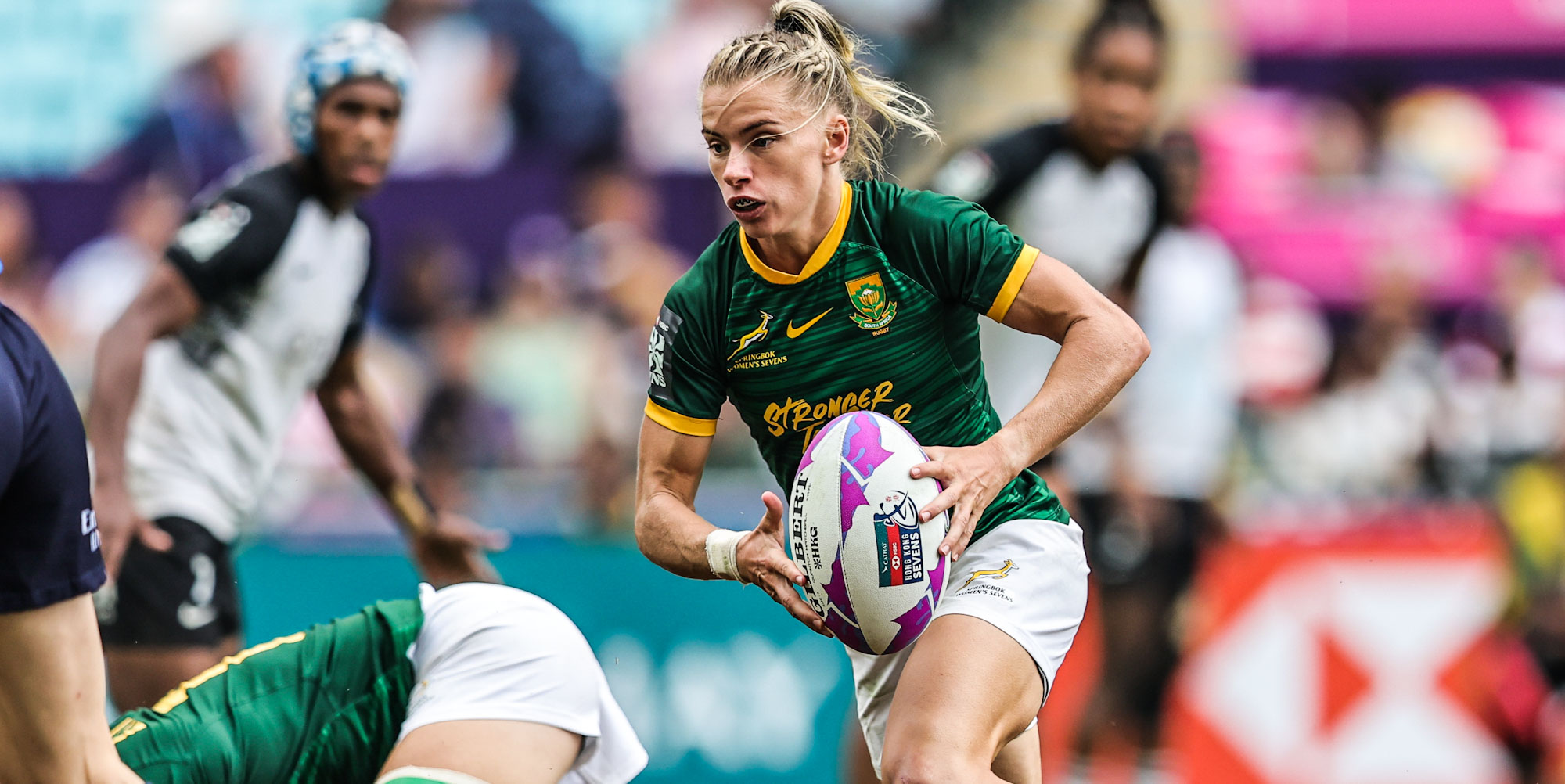 Nadine Roos.